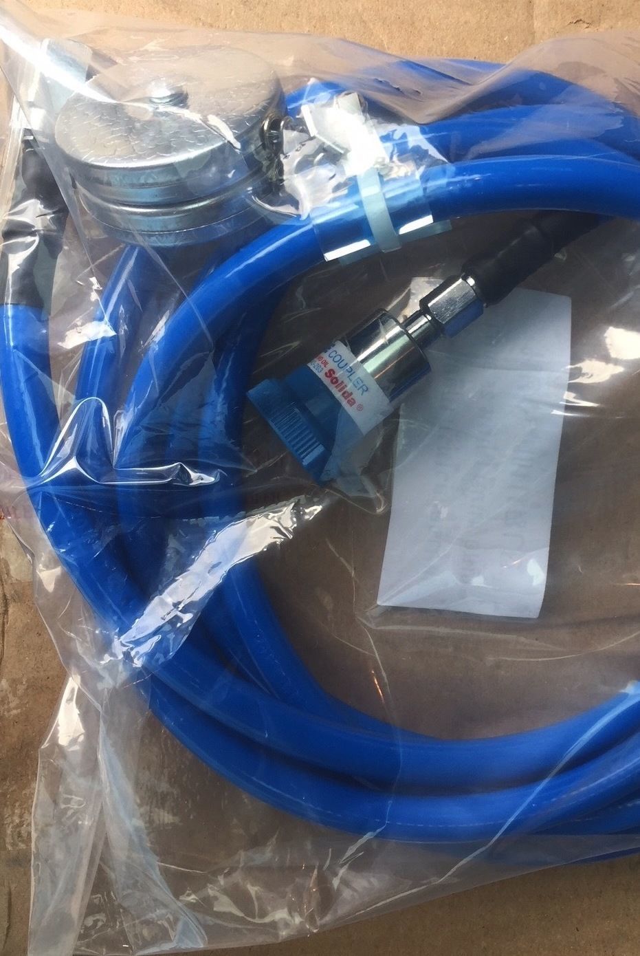 N2O Ceiling hose with Ohmeda Coupler Nitrous Oxide Ceiling Hose_สายยางก็าซไนตรัสออกไซด์พร้อมลูกรอกสำหรับติดเพดานสำหรับห้องผ่าตัด